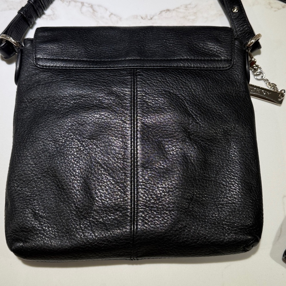 🥳🥳2 PIECE DKNY Set Leather Crossbody Bag & Wallet with storage bag, Black - Picture 11 of 16